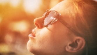 Sonnenstich oder Hitzschlag? Symptome erkennen und behandeln
