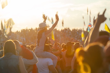 Viele Festivals laden im Sommer zum Feiern ein