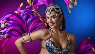 Viel mehr als NUR Striptease: BURLESQUE