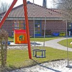 Spielplatz kindergarten-1322559_640