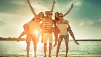 Der Sommer: Biergärten, Festivals und Spaß am See