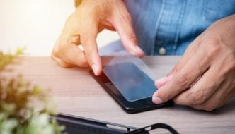 Smartphone-Display schützen: Was bringen Folien, Hüllen und Bumper wirklich?