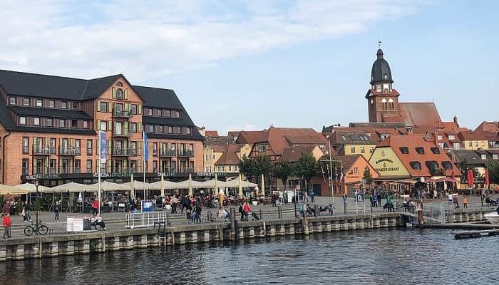 Stadtplatz von Müritz ist zu sehen.