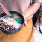 Superfoods: Gesündere Haut durch Kurkuma, Algen & Co.?