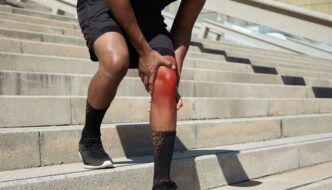 Arthrose im Knie: So können Sie Schmerzen lindern und Ihre Mobilität verbessern