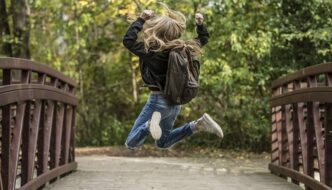 Verwechslungsgefahr reduzieren: So lässt sich „meins“ und „deins“ im Schulalltag auseinanderhalten